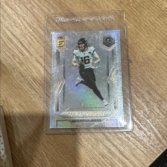 Trevor Lawrence Football Trading Card Set - Picture 4 of 5